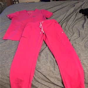 Figs Hot Pink Scrub Set